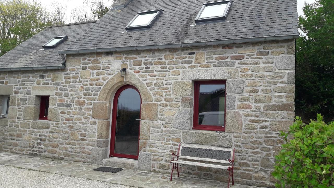 Vila Le Penty Goulven Exteriér fotografie
